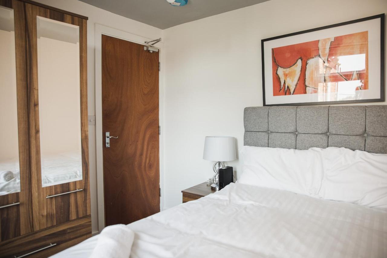 Riverside Park House Villa Leicester Ngoại thất bức ảnh